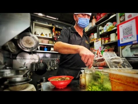 ALEXANDRA VILLAGE FOOD CENTRE - SINGAPORE HAWKER CENTRE LUNCH